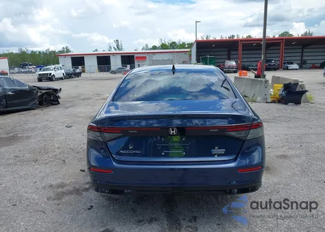 2024 Honda Accord Hybrid Touring из США, поврежденный, VIN 1HGCY2F89RA063380